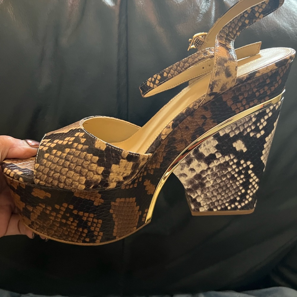 Michael Kors MK Lana Color- block Python Embossed Leather Wedge - Picture 2 of 4